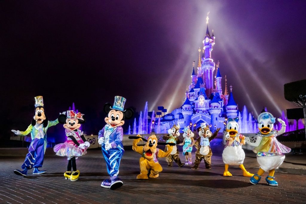 ED92  📄 Blog : Des bijoux pour les 30 ans de Disneyland Paris
